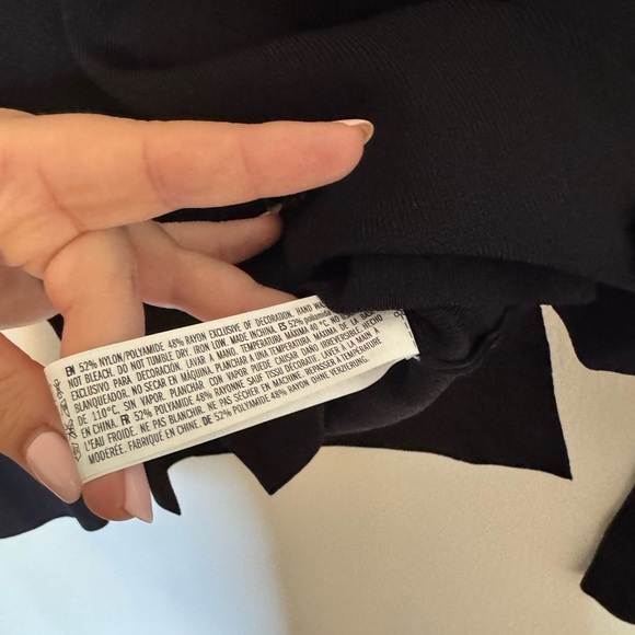 NEW Endless Rose Embellished Floral Sequin Sweater Anthropologie Black XS NWT - Picture 10 of 10